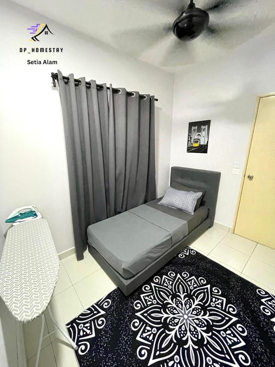 Dp Islamic Homestay Setia Alam Eksteriør billede